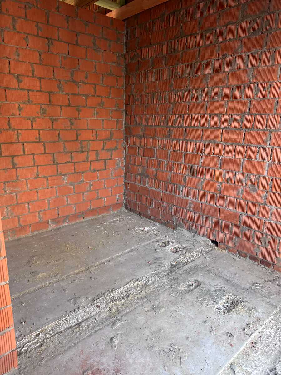 1878959479851754