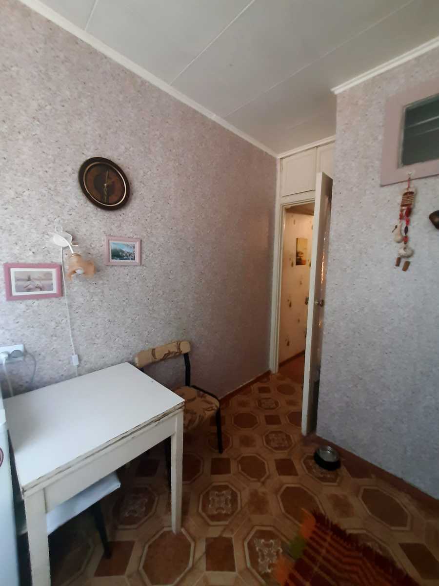 1878959675866256