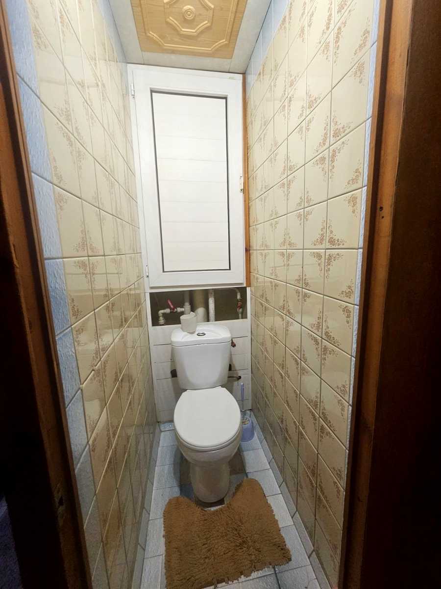1878963311335286