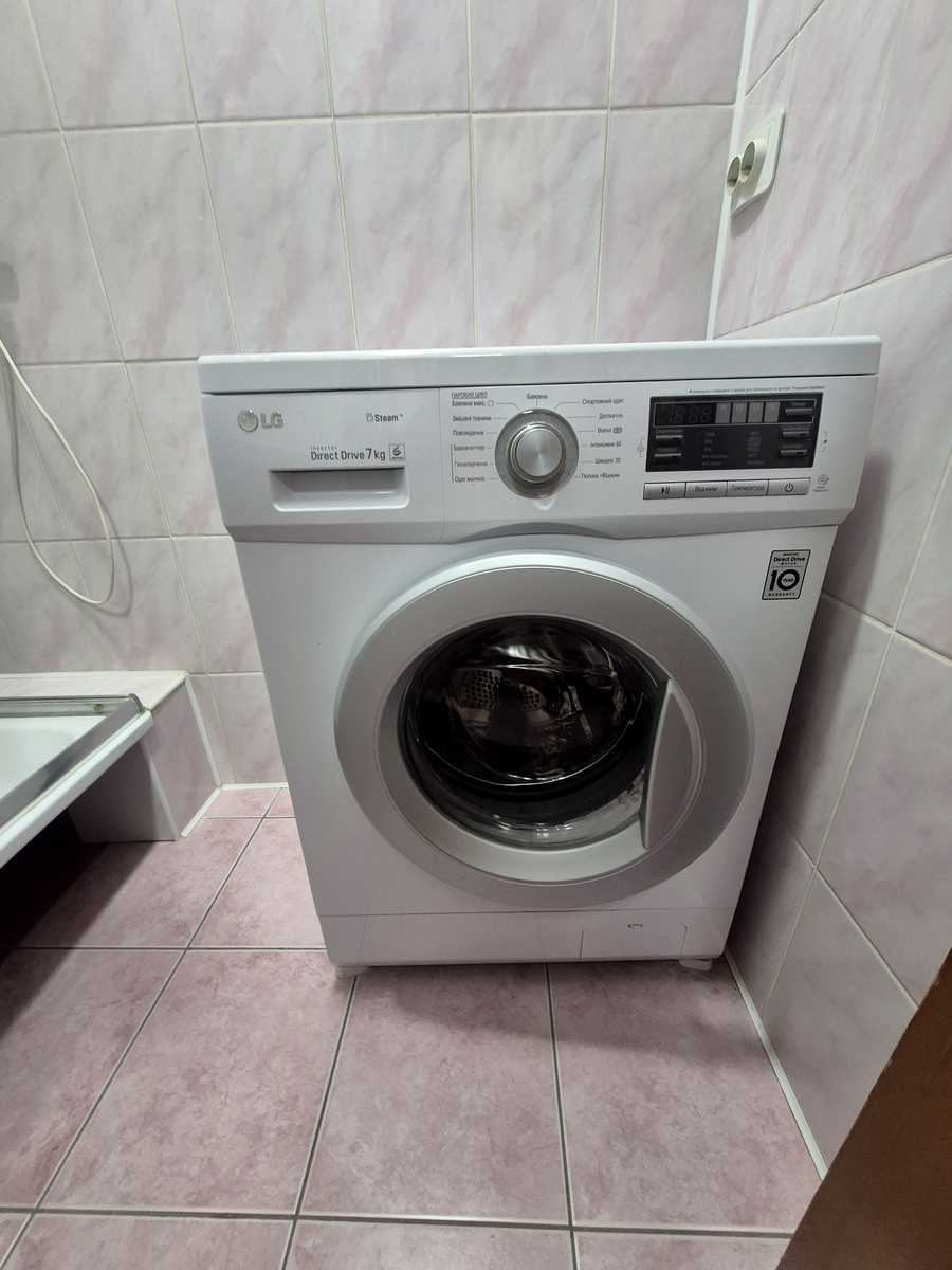 1878963555725489