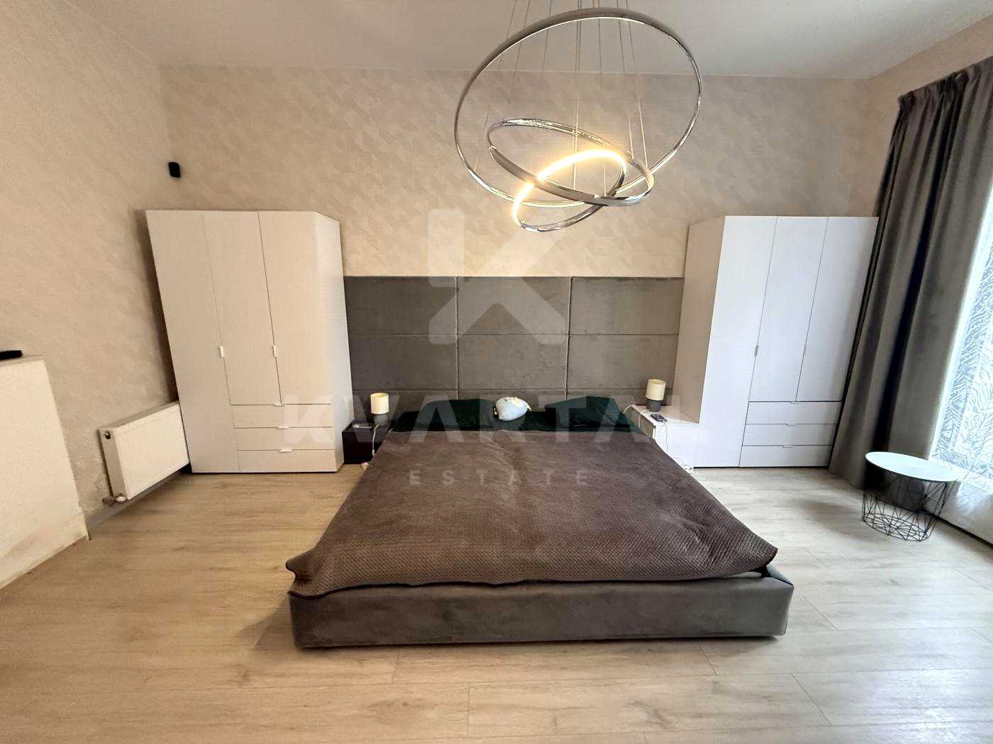 1878963625568954