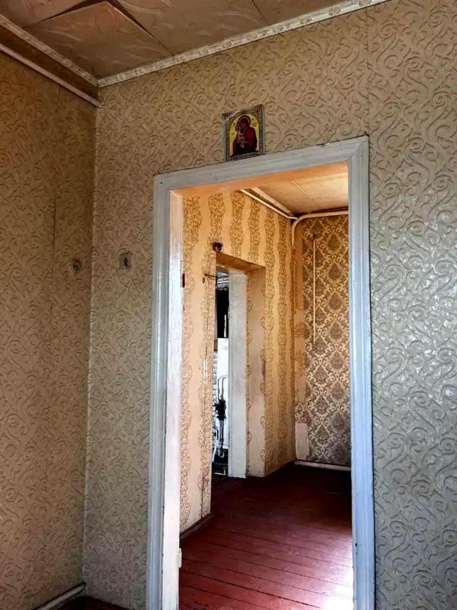 1878963947469984