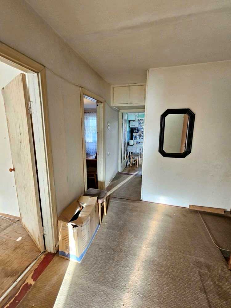 1878965369267716