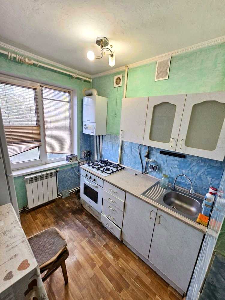 1878965369304876