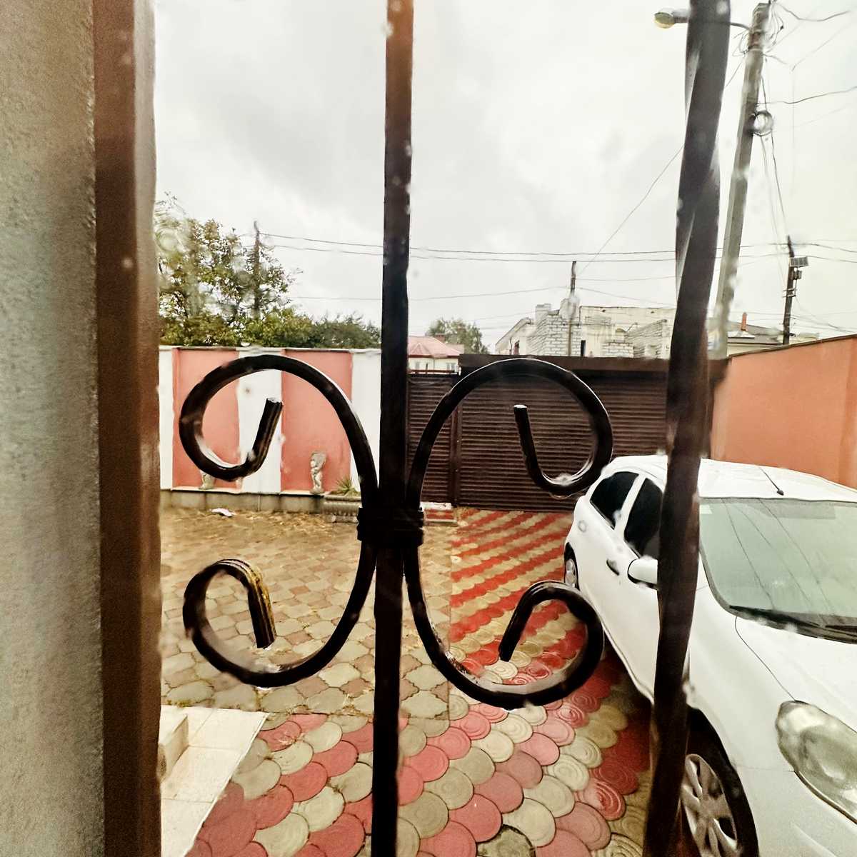 1878965567283364