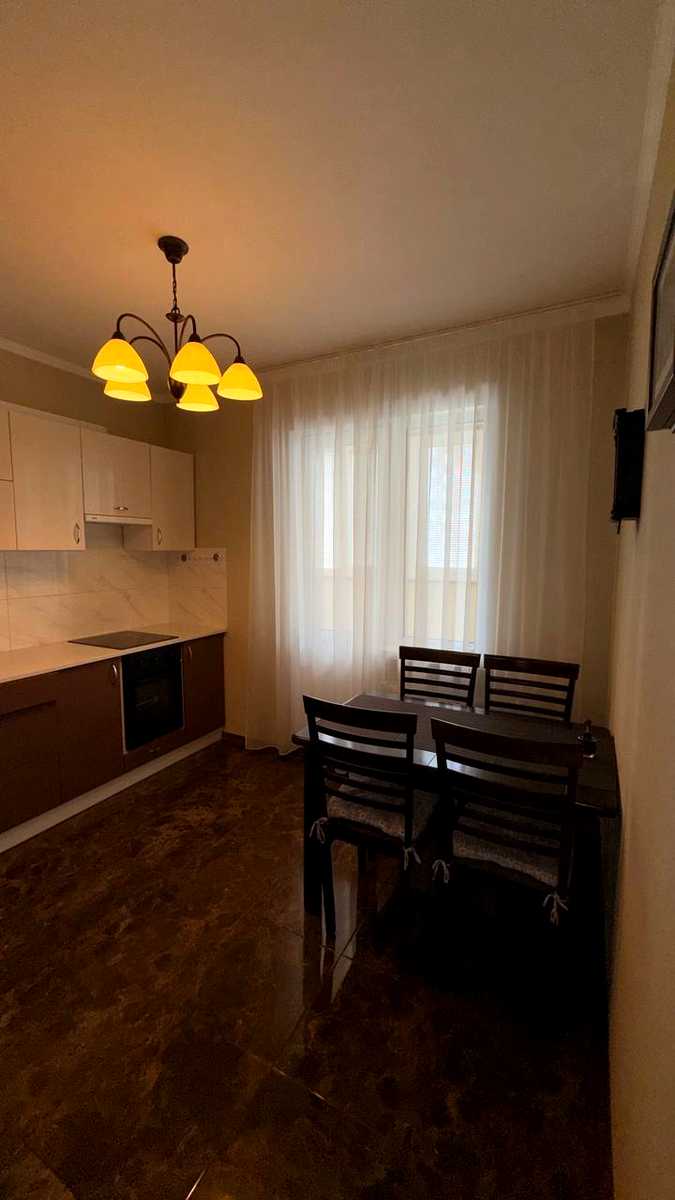 1878965670181670