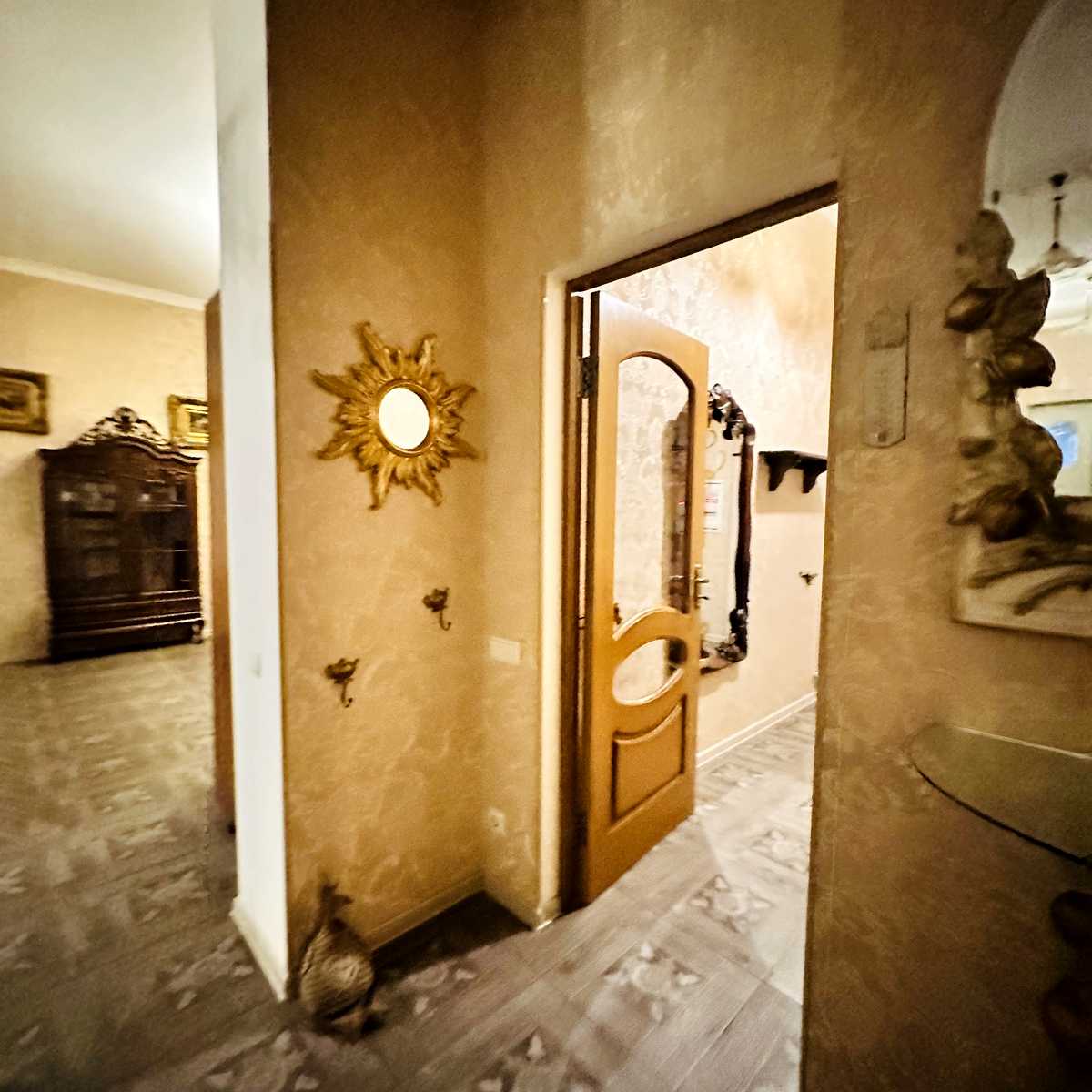 1878965681285502