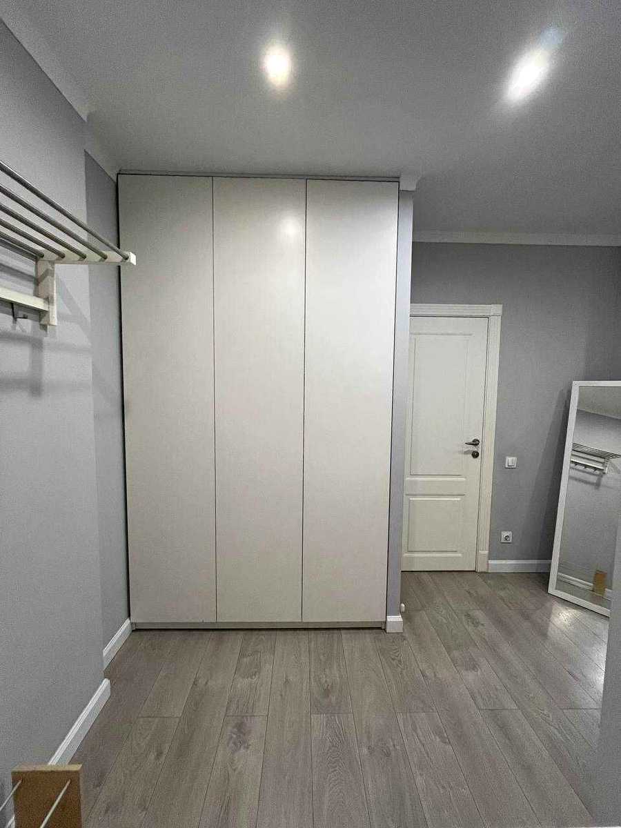 1878966310818854