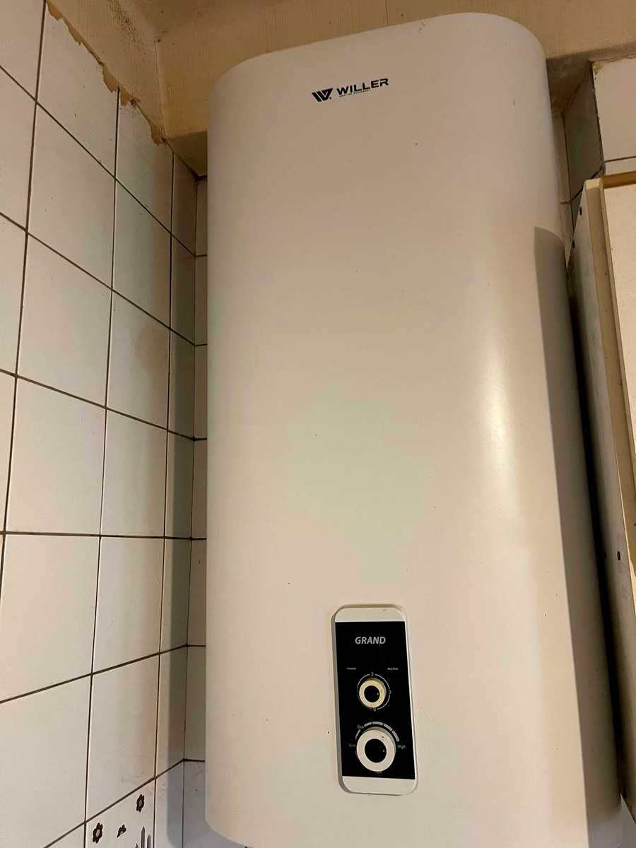 1878969667830879
