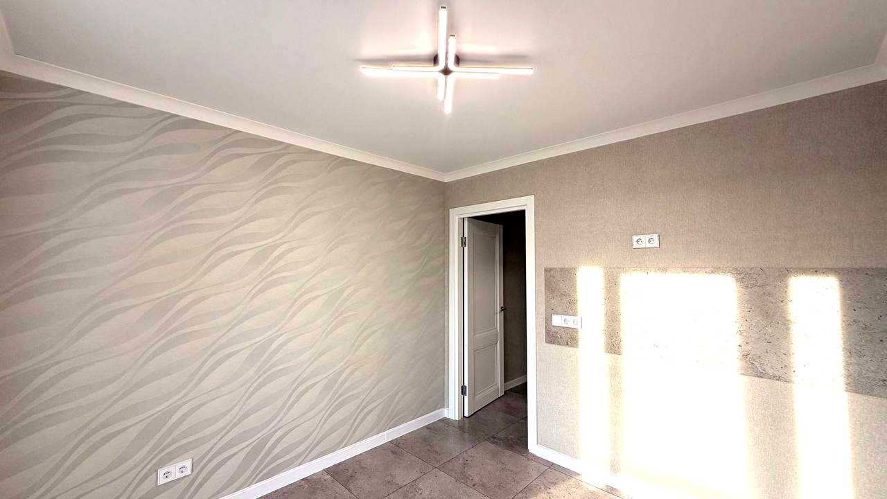1878970509646879