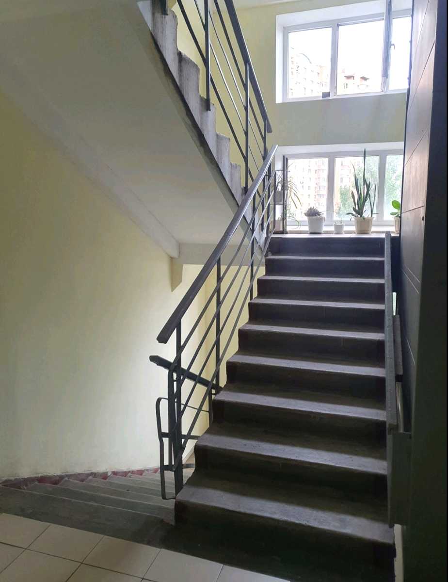1879003705647063