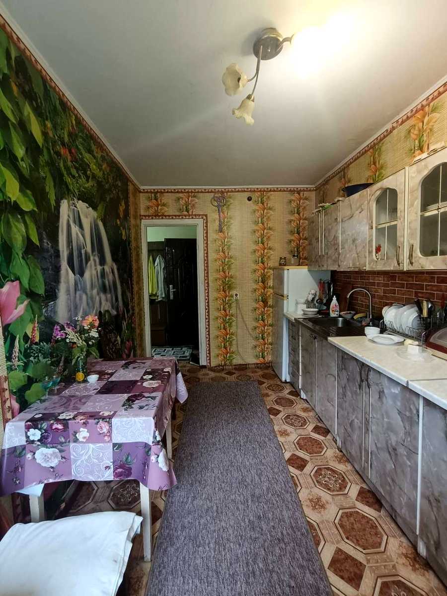 1879004180262296