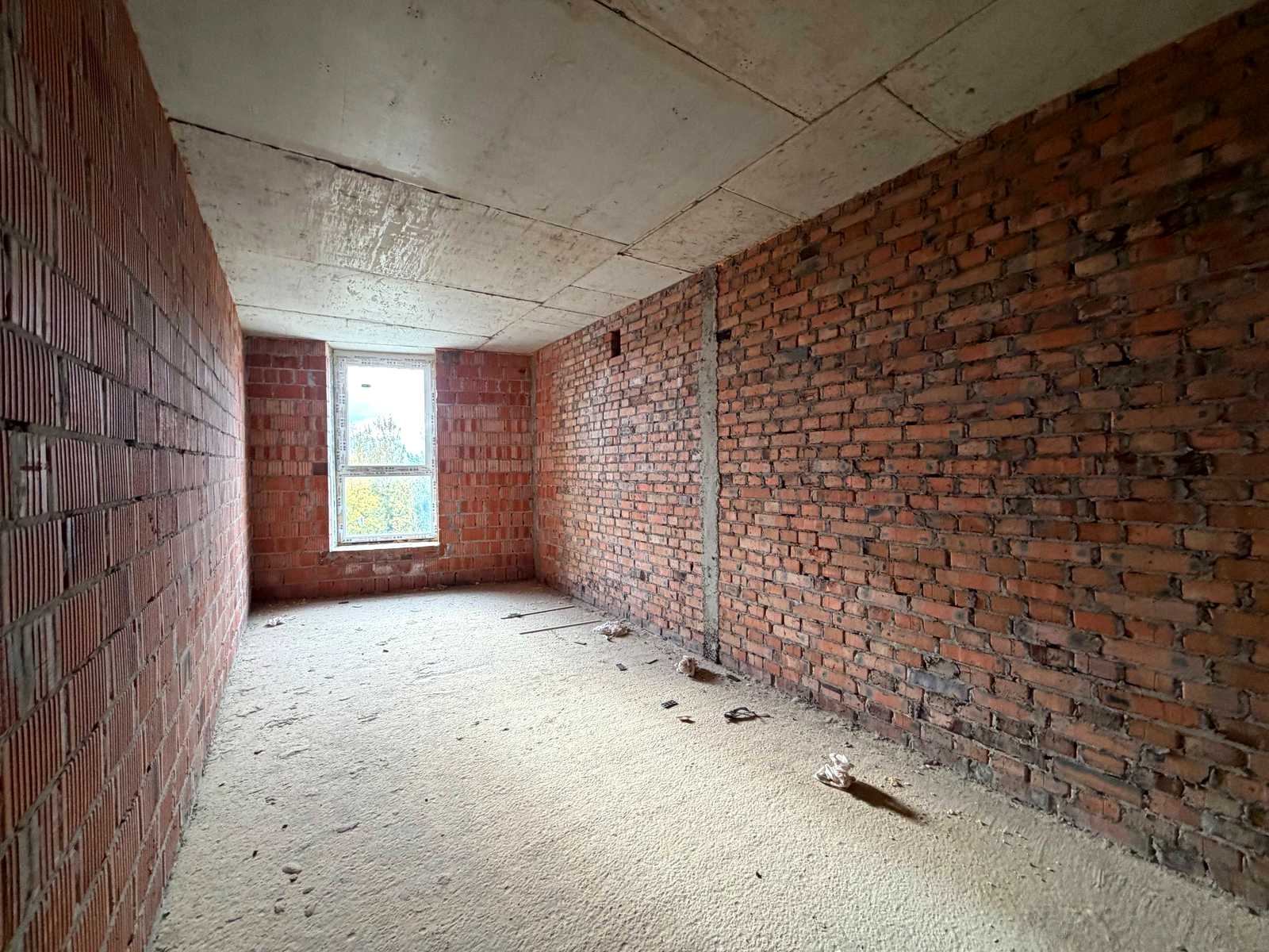 1879009591771384
