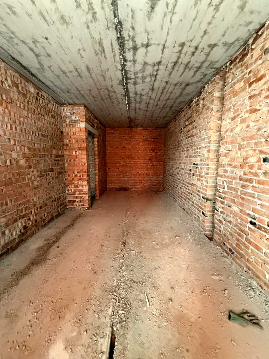 1879009601068421