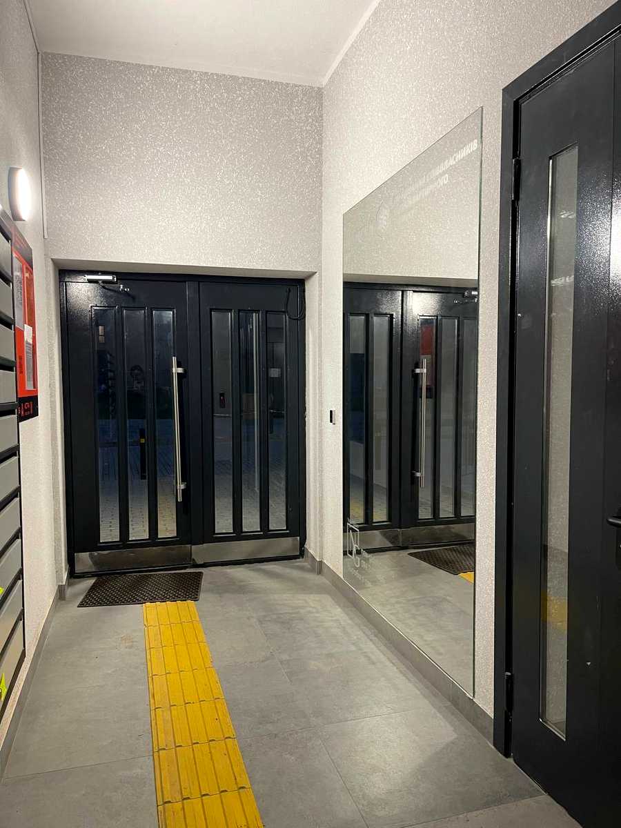 1879010265858749