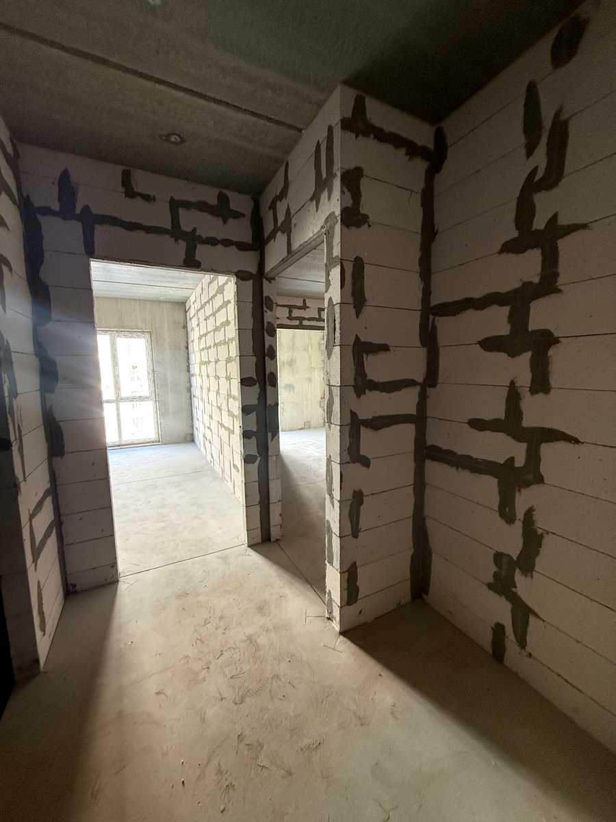 1879010576481095
