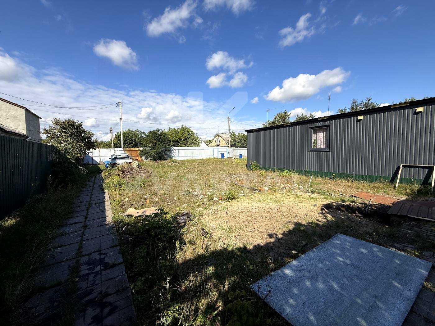 1879010843204295