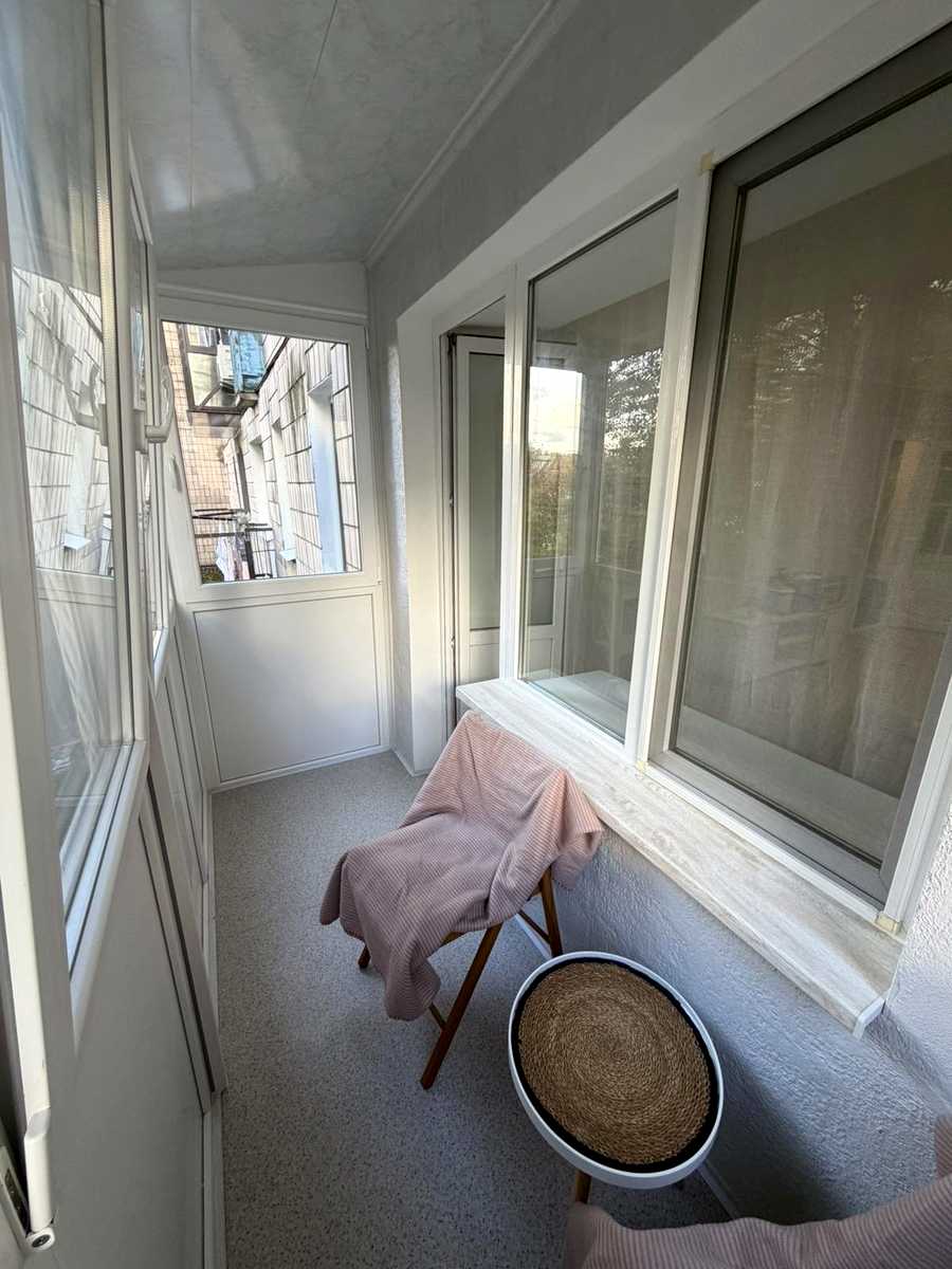 1879011878800330