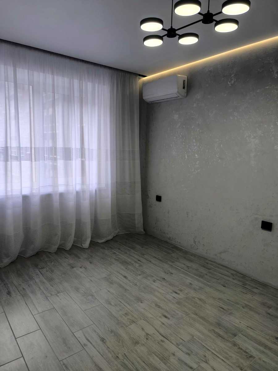 1879012159191745