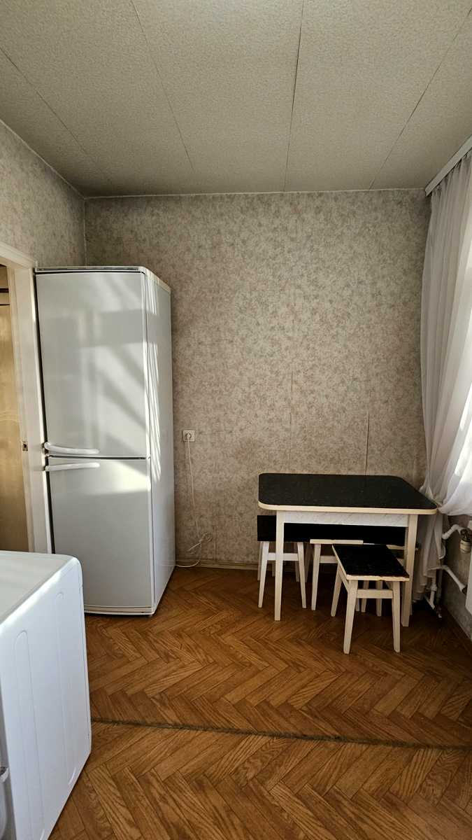 1879013676090845