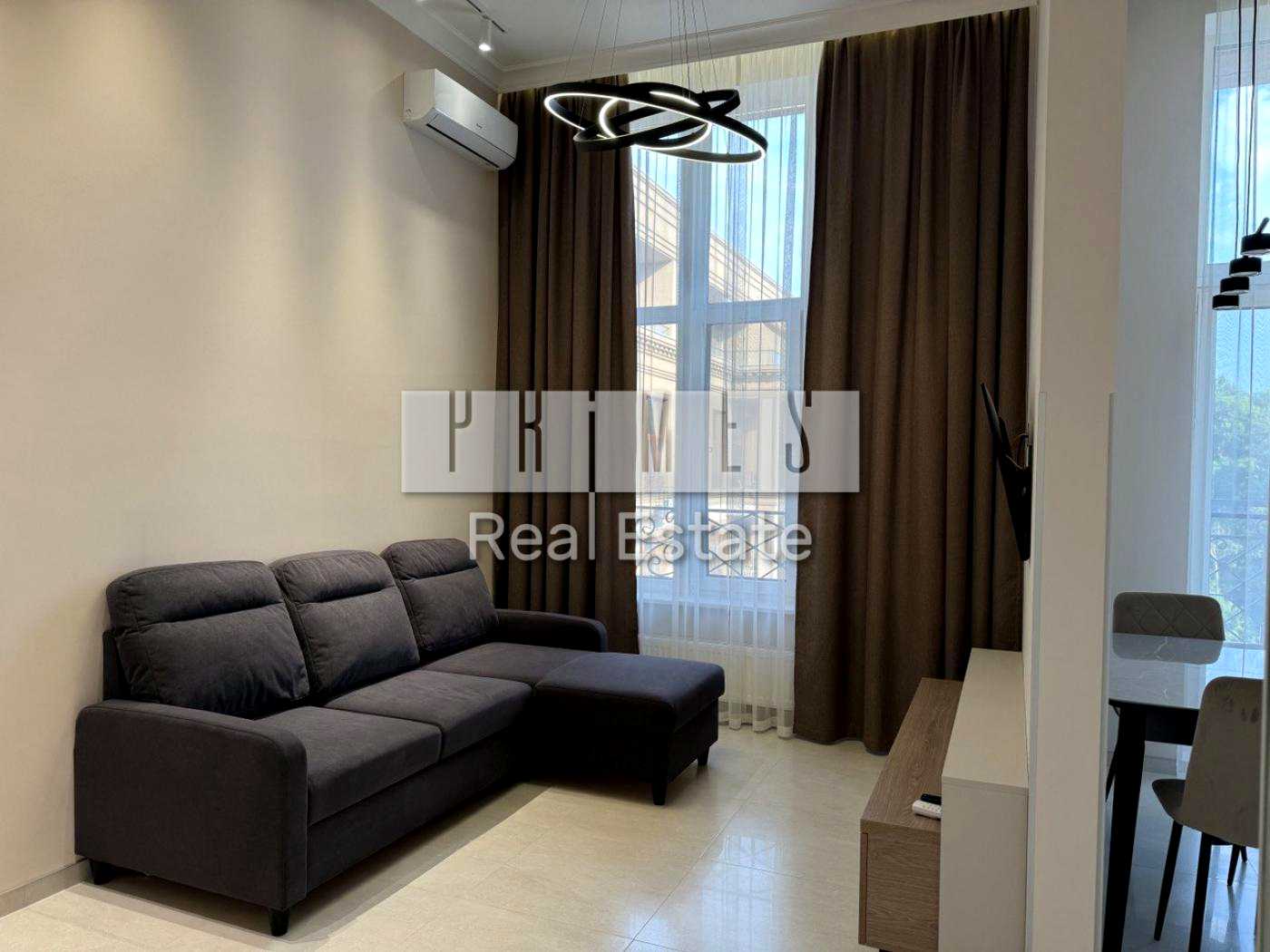 1879014210700975