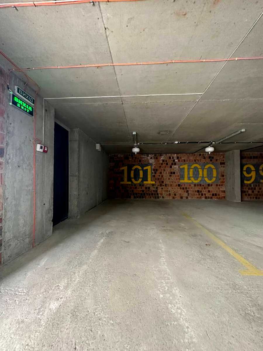 1879015309555702