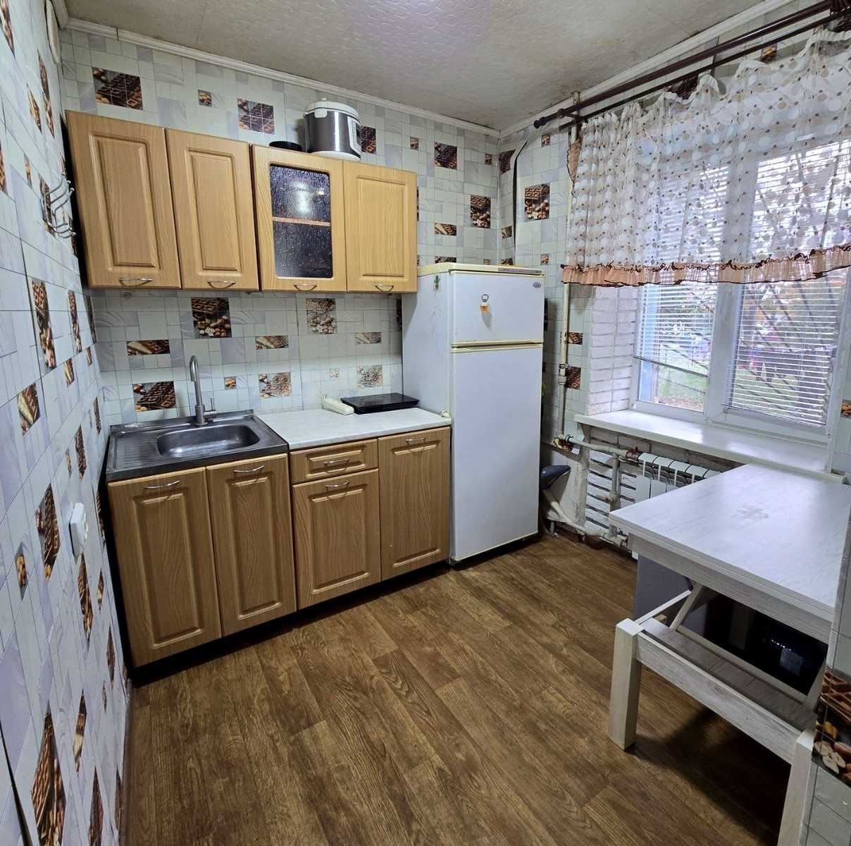 1879015752796105