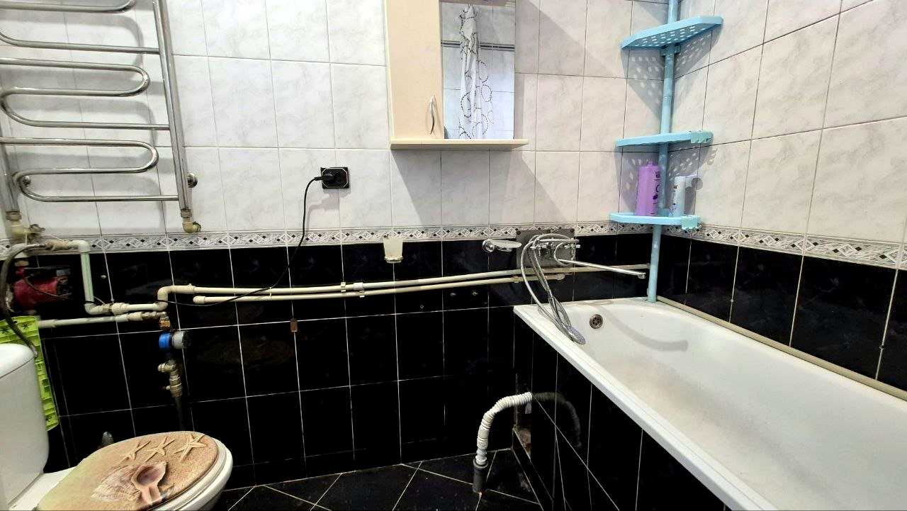 1879016026464574