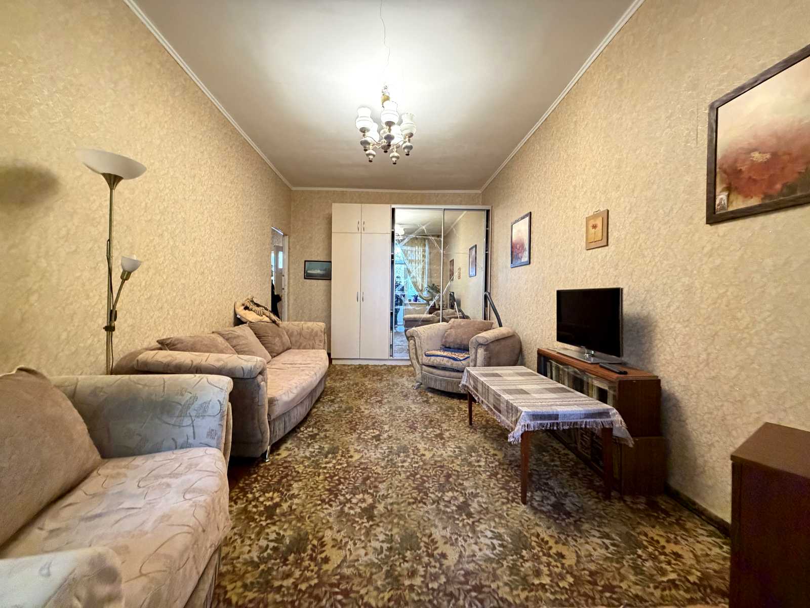 1879016768022750