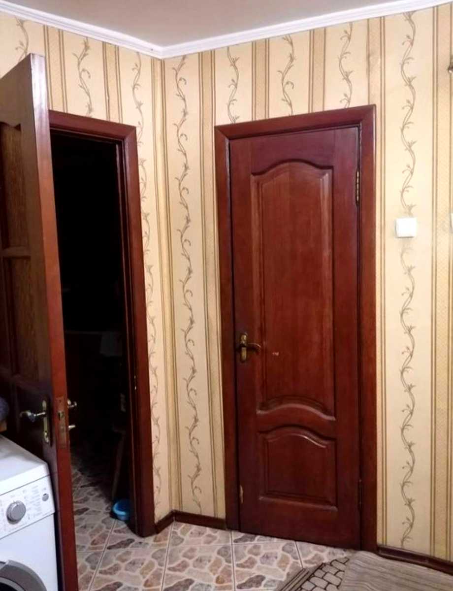 1879018152858303