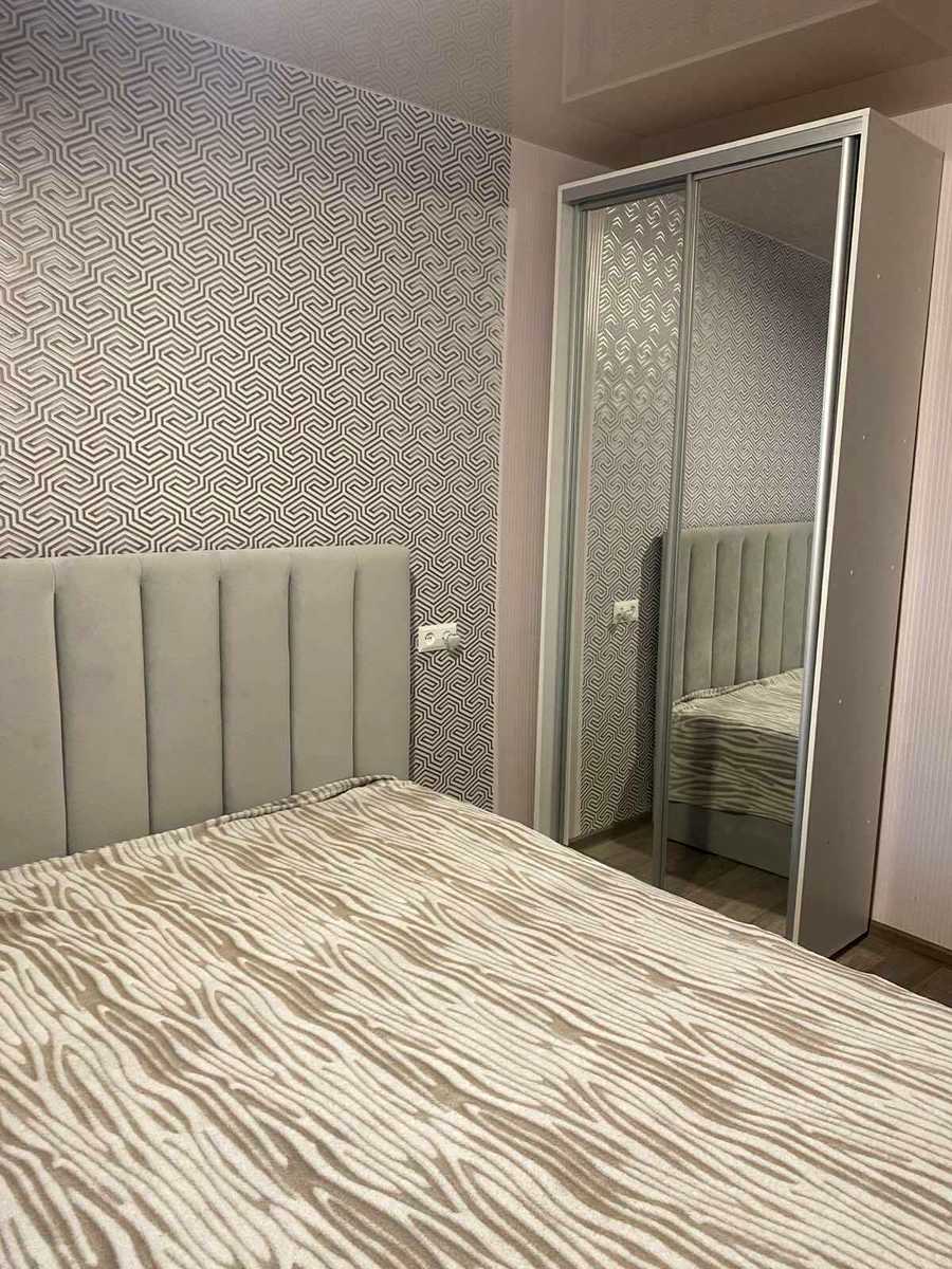 1879022864404594