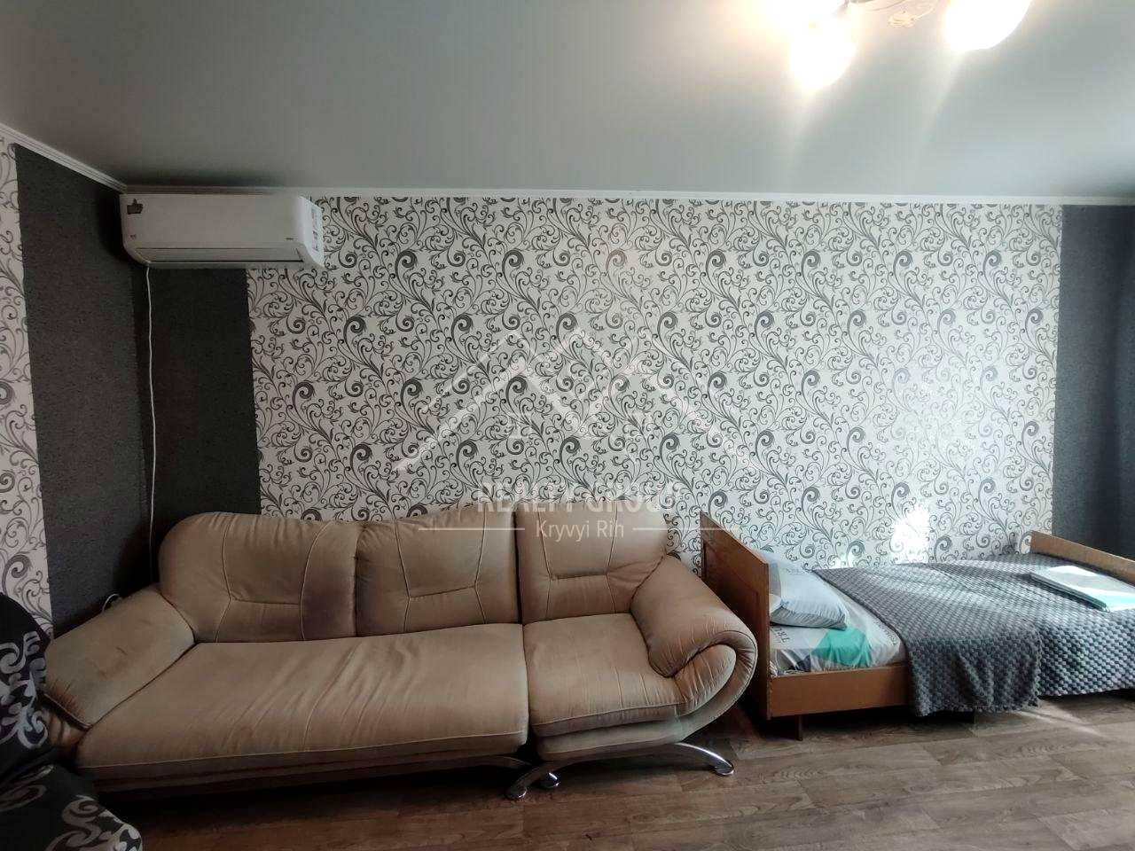 1879023384535262