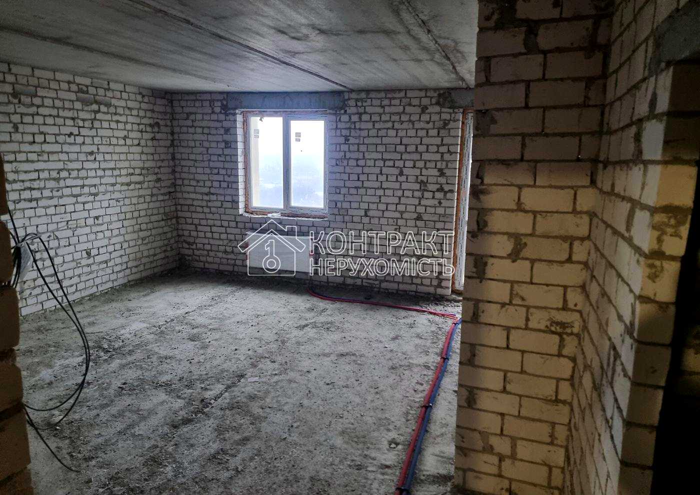 1879023943722838