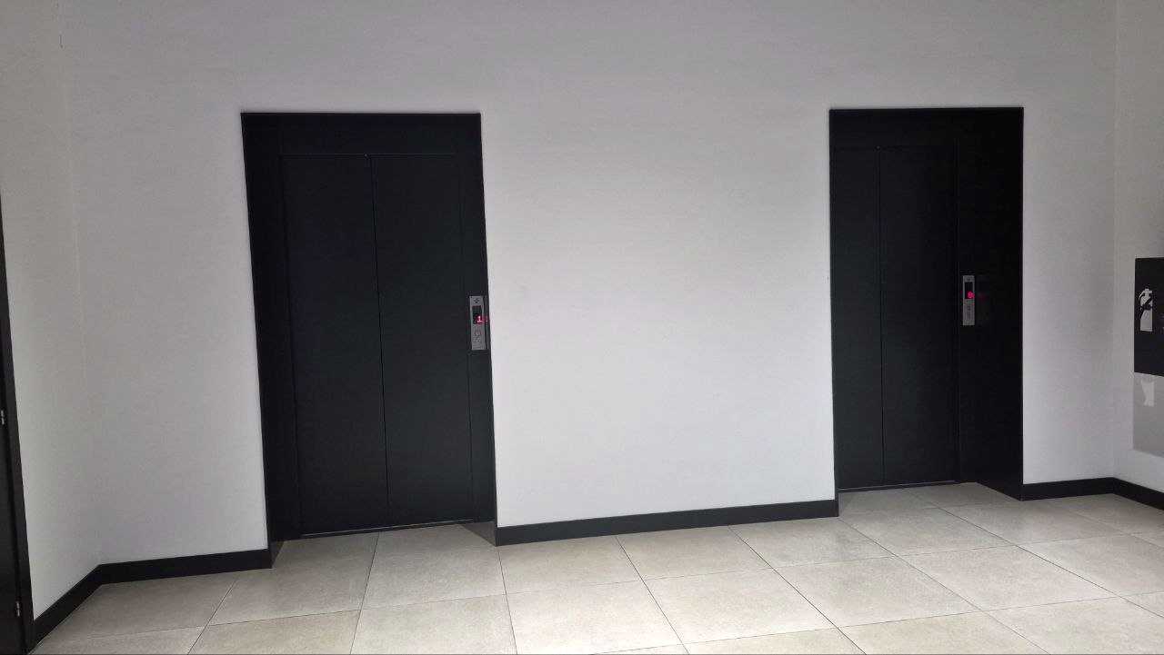 1879024053873801