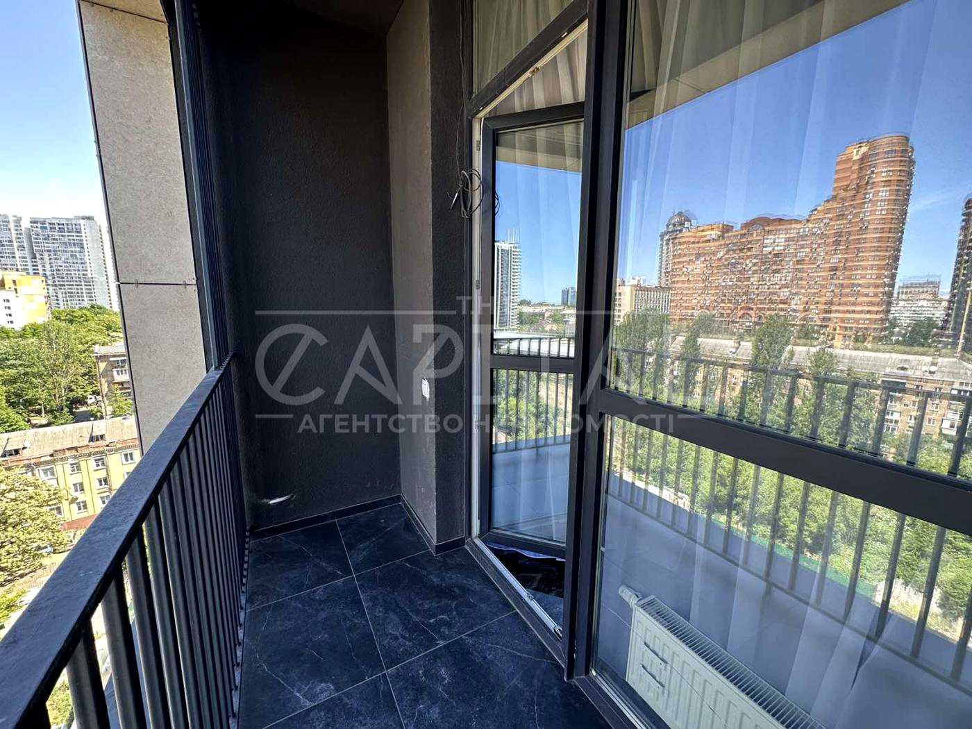 1879024833745623