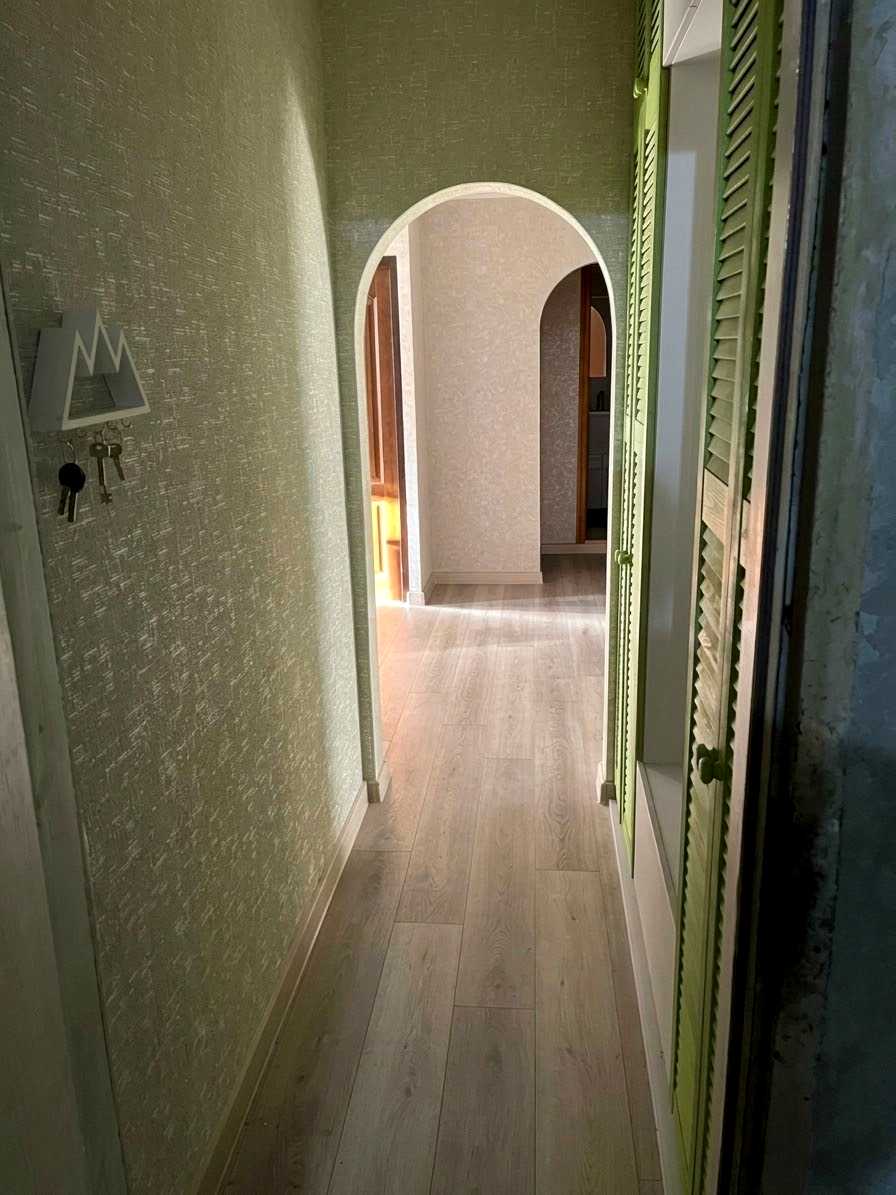 1879025094101043