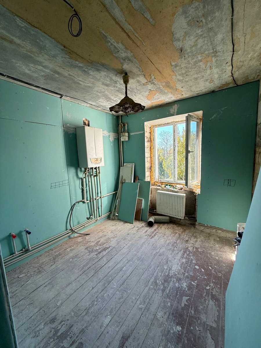 1879026282893871
