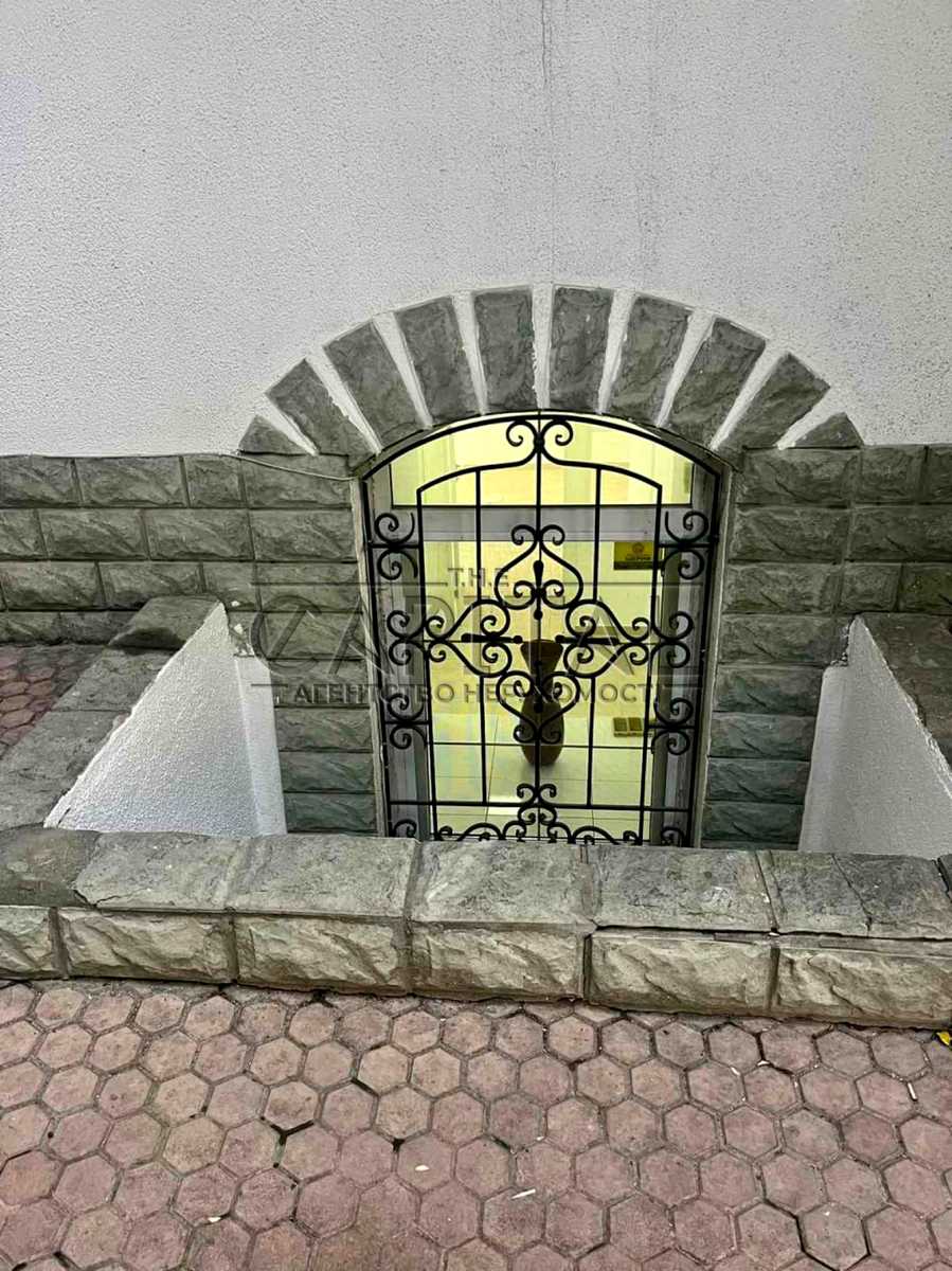 1879026286953696