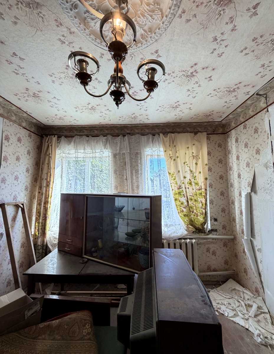 1879026741402184