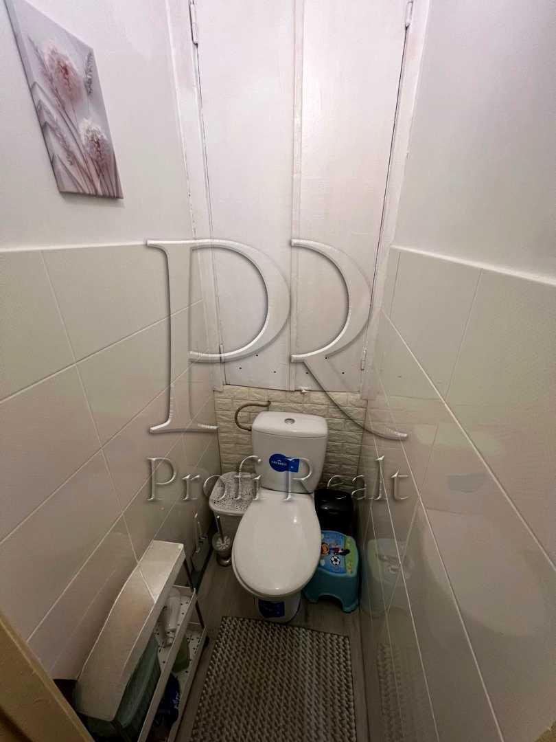 1879027258487136