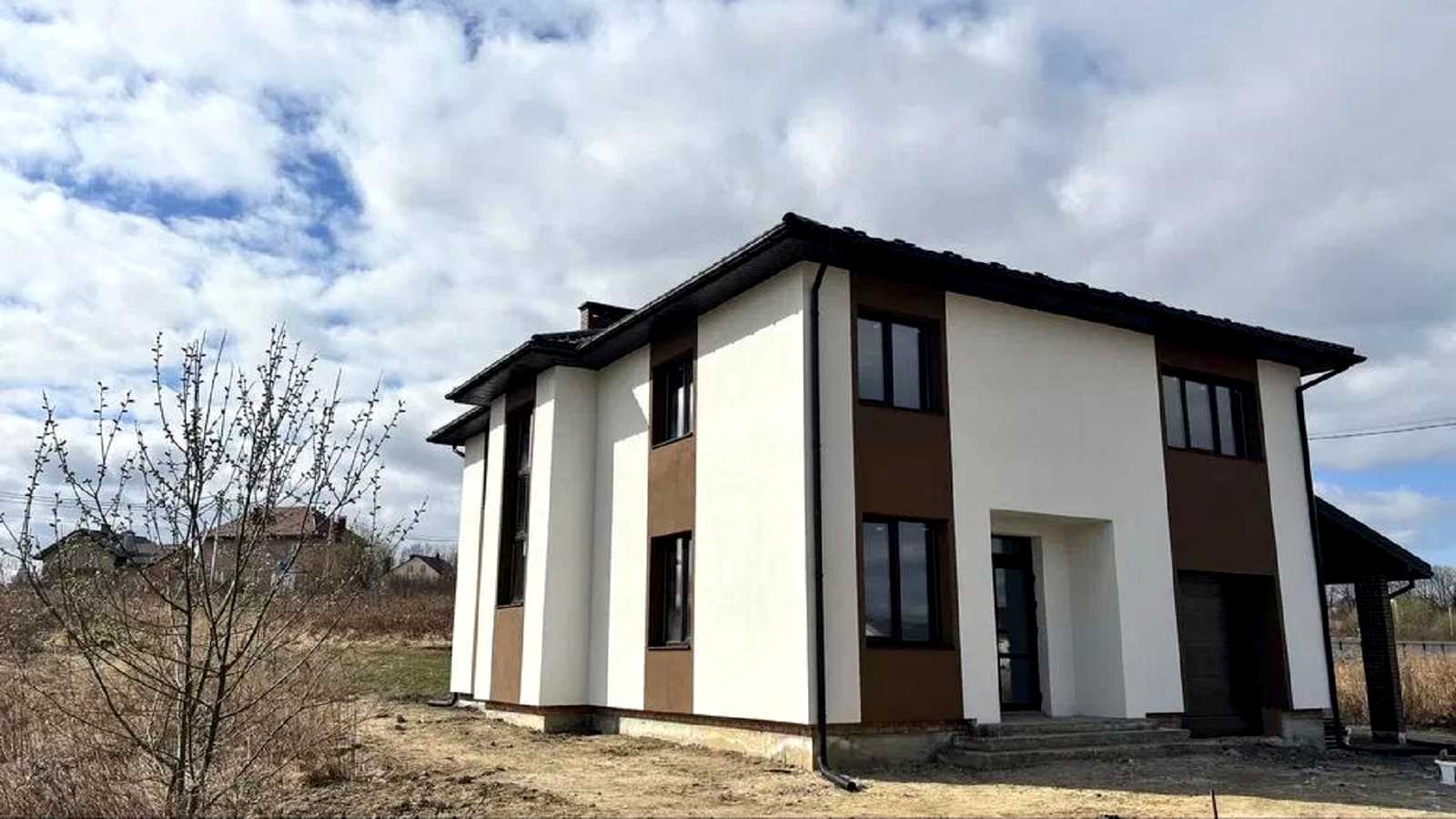 1879028168874288