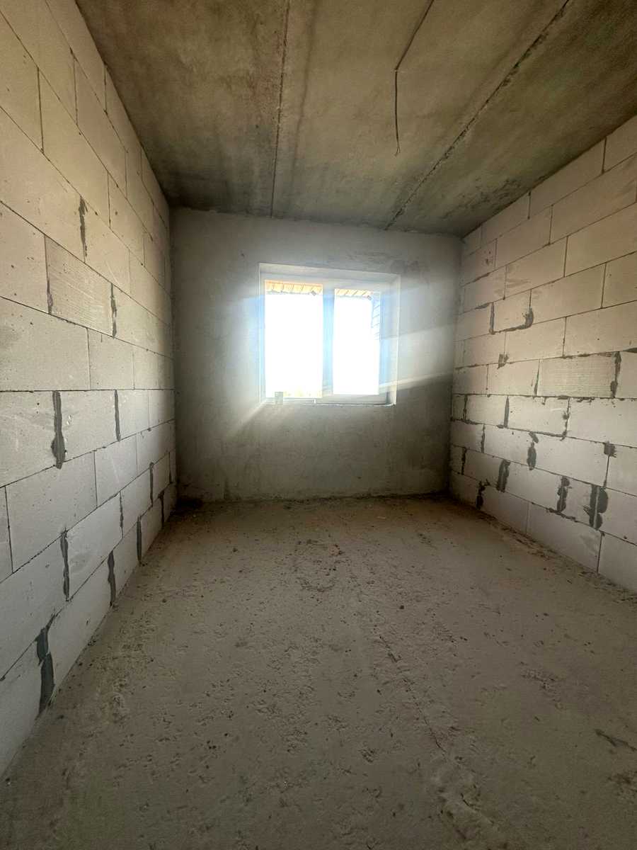 1879028915611035