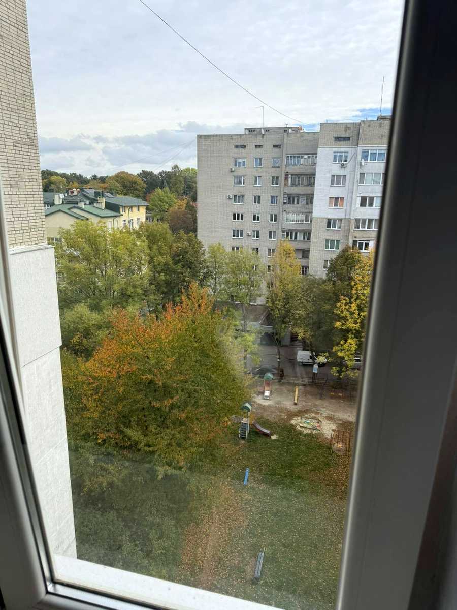 1879029184576591