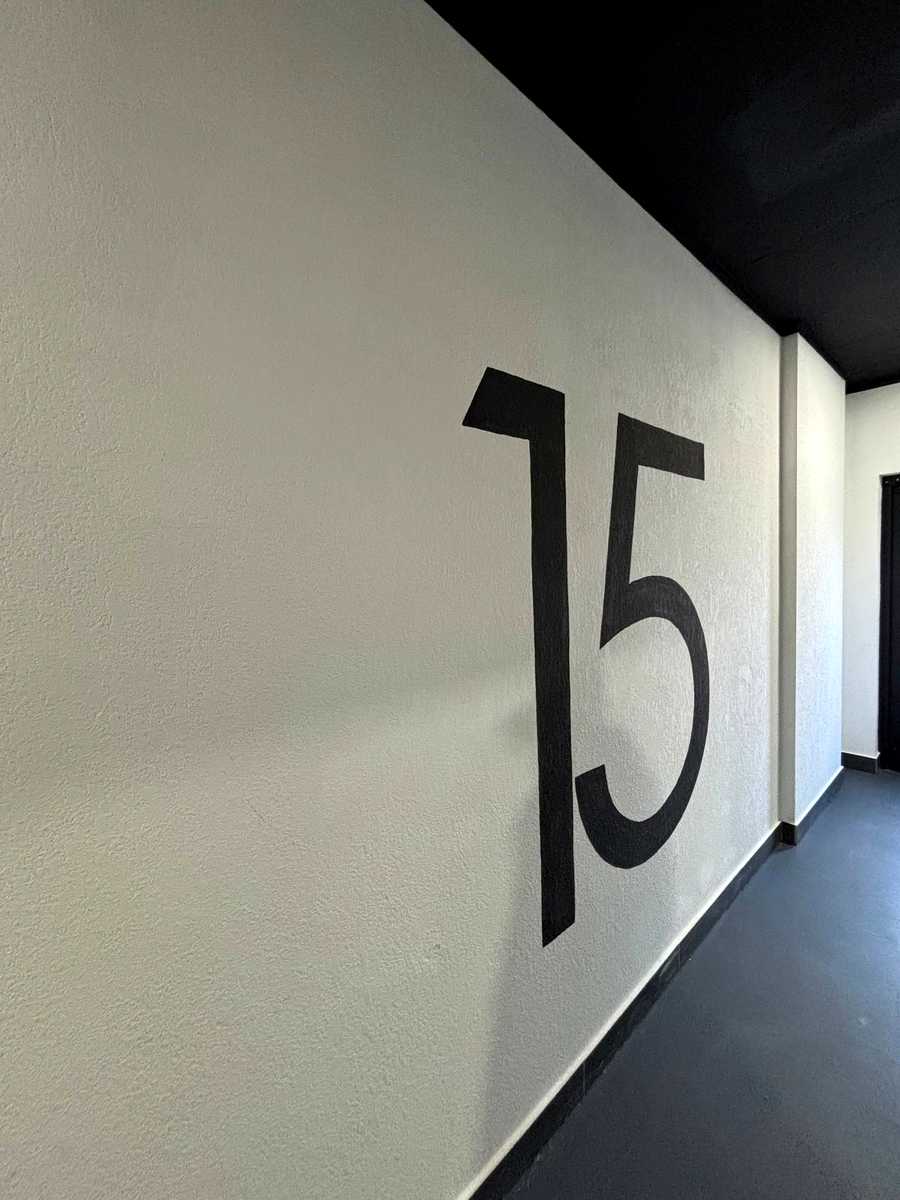 1879029799383426
