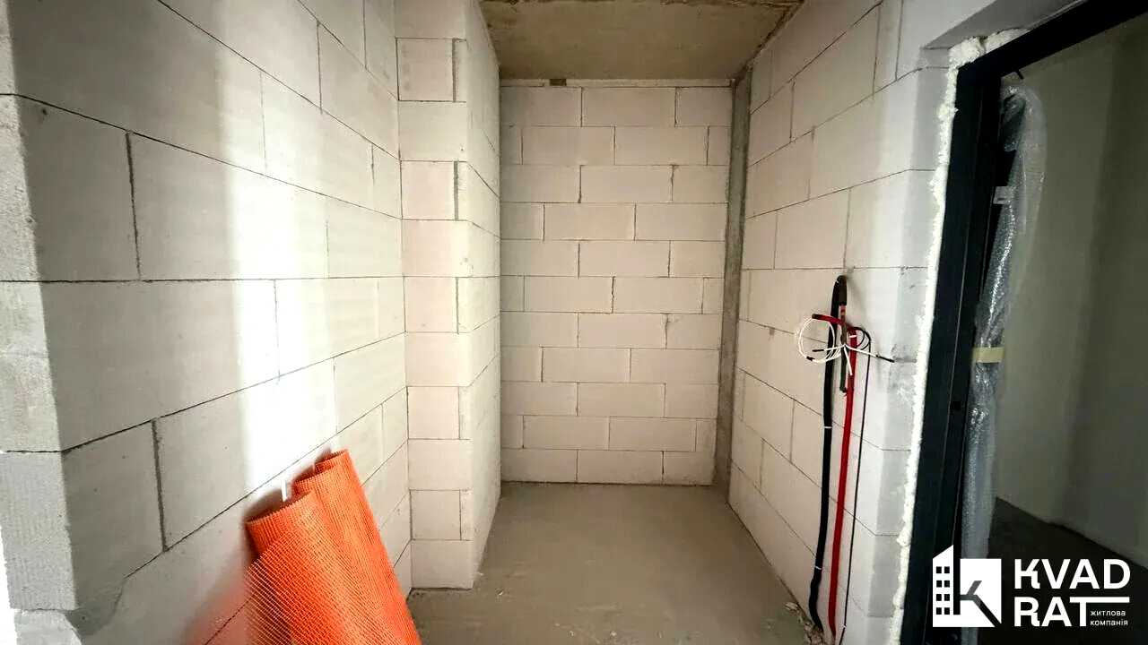 1879030314099511