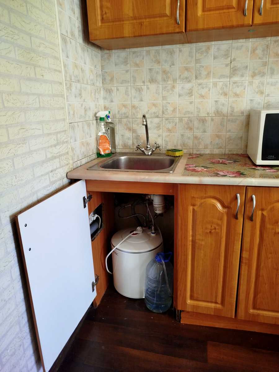 1879030400937445