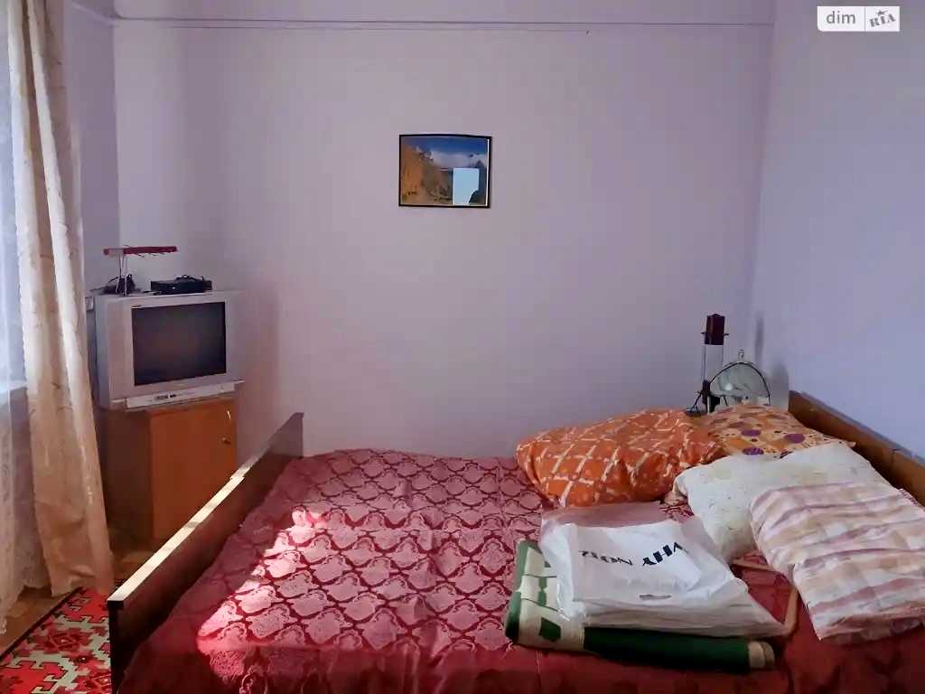 1879030899227312