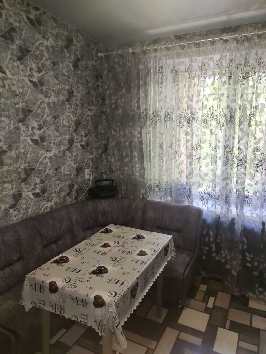 1879031116815669