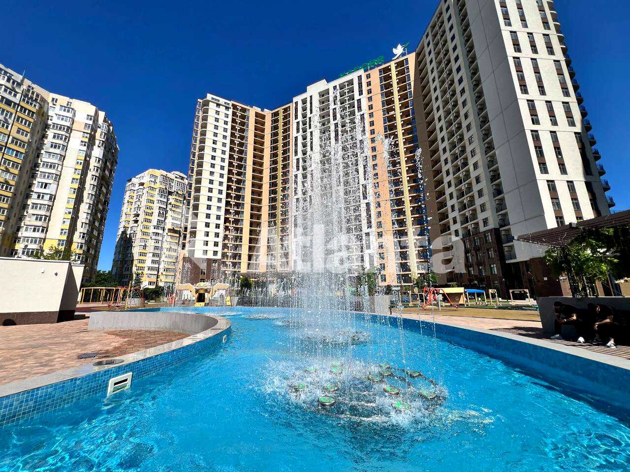 1879031787494557
