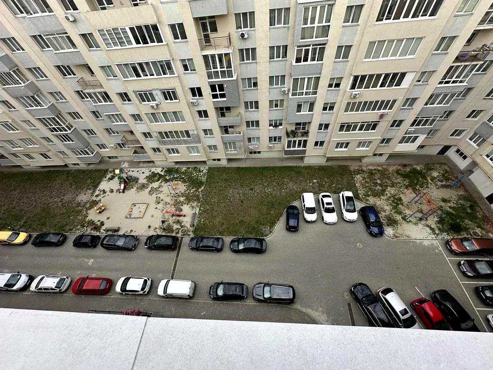 1879032053662771